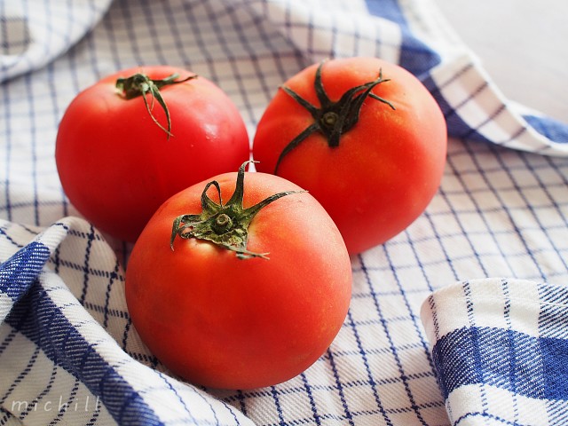 丸ごと冷凍トマトで簡単 トマト煮 丸ごと出汁トマト Michill ミチル