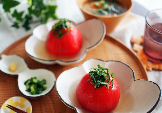丸ごと冷凍トマトで簡単 トマト煮 丸ごと出汁トマト Michill ミチル