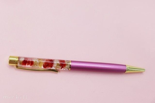 セリアさんさすがです 3000円で売ってる級の可愛すぎるボールペンがたった300円なんて 19年11月30日 Biglobe Beauty